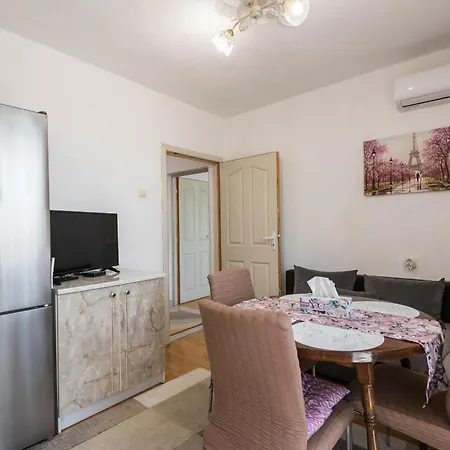 Bdin - Center Of Apartmán Varna